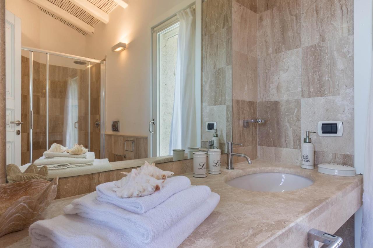 Villa Bougainvillea Con Piscina E Giardino Privato A Pochi Passi Dal Mare Castiadas Eksteriør billede
