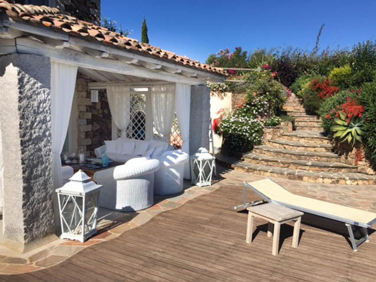 Villa Bougainvillea Con Piscina E Giardino Privato A Pochi Passi Dal Mare Castiadas Eksteriør billede